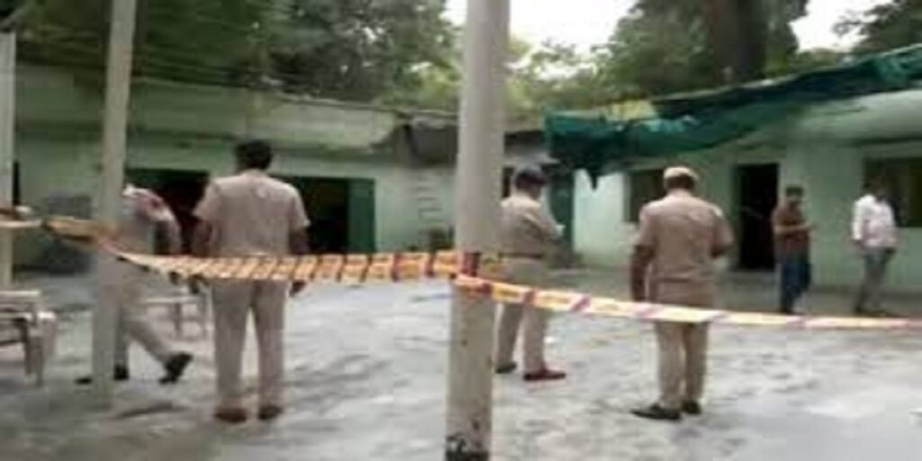 Humayun Tomb Collapsed: दिल्ली में हुमायूं के मकबरे के पास दरगाह की छत गिरने से 6 लोगों की मौत, कई के दबे होने की आशंका
