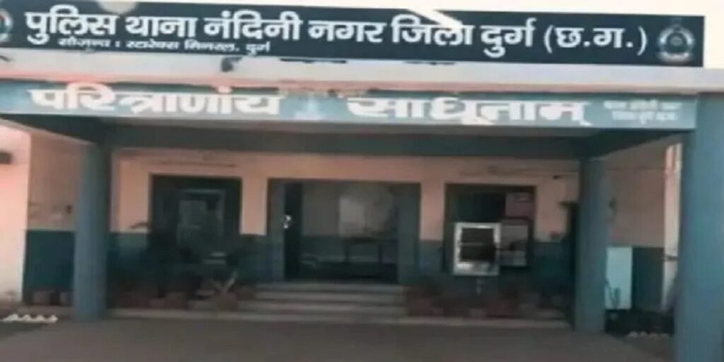 साढ़े तीन साल की बच्ची ने ‘राधे-राधे’ बोला तो प्रिंसिपल ने मुंह में टेप चिपकाकर पीटा
