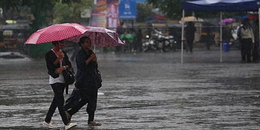 CG Weather News: छत्तीसगढ़ में फिर बदला मौसम का मिजाज, अगले 5 दिन तक बारिश के आसार