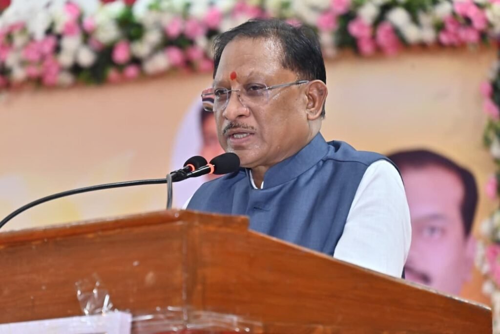 मुख्यमंत्री श्री विष्णुदेव साय शहीद विनोद सिंह कौशिक मेधावी छात्र अभिनंदन समारोह में शामिल, मेधावी छात्रों का बढ़ाया उत्साह…